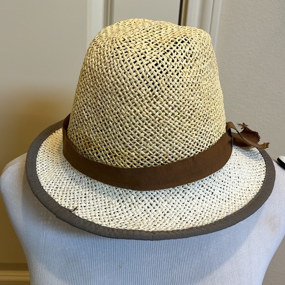 STELA T summer hat. - Picture 2 of 7